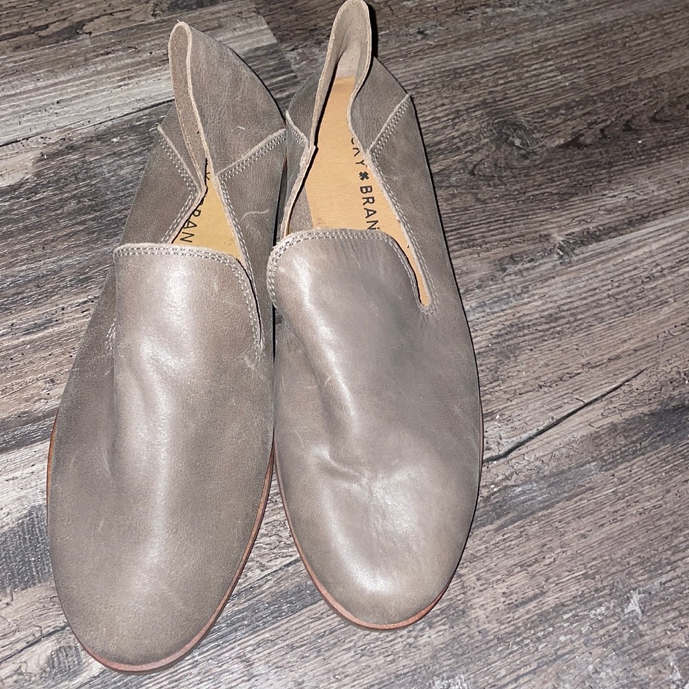 Lucky brand flats